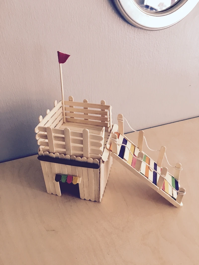 Làm nhà bằng que kem là như thế nào trong mô hình?