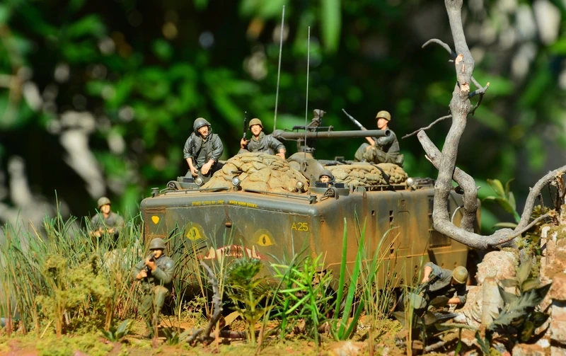 Tái hiện trận chiến chân thực với mô hình chiến tranh mini mô phỏng