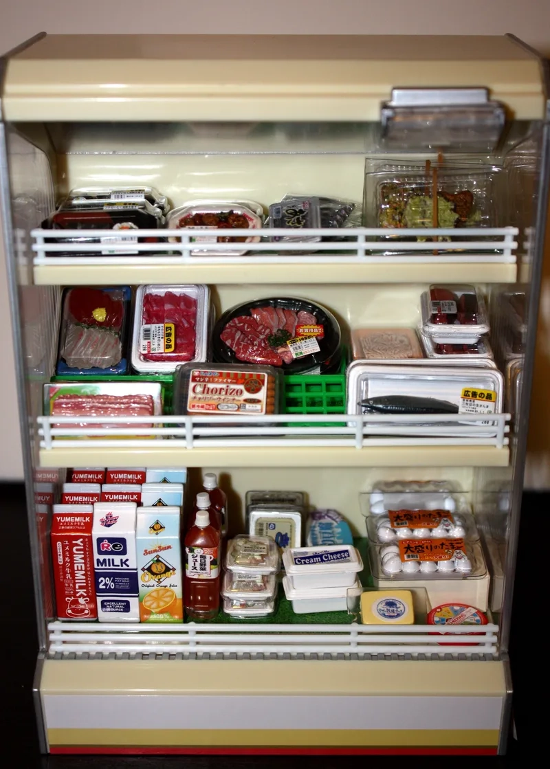 Bé vui chơi cùng tủ lạnh đồ chơi Việt