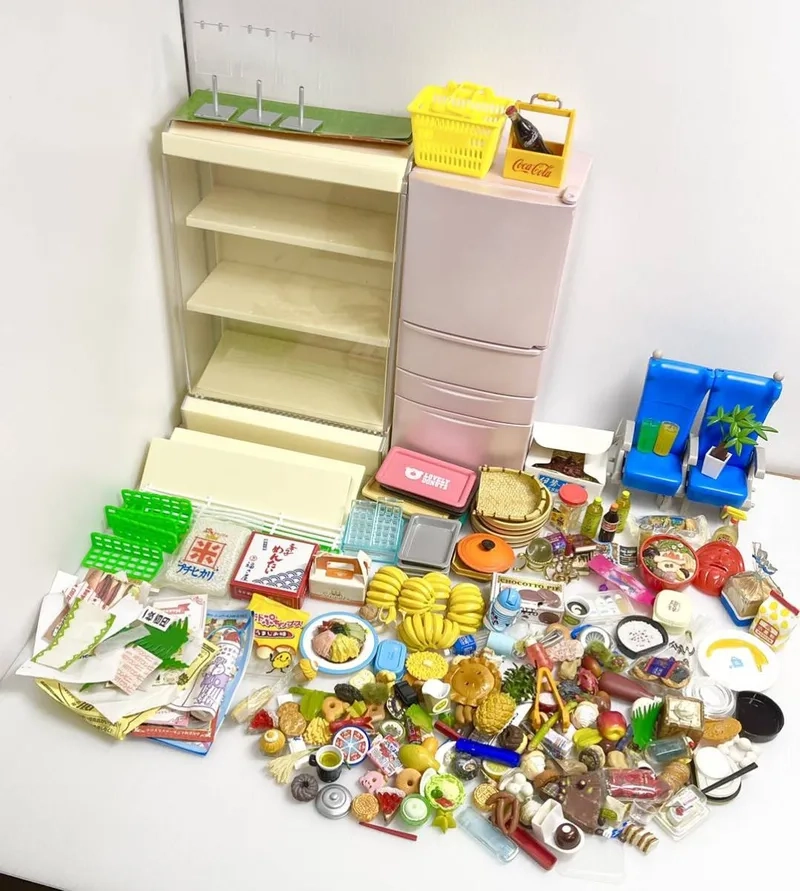 Tủ lạnh mini đồ chơi là gì?